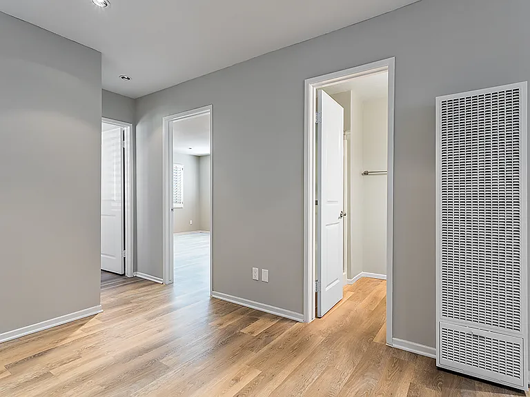 3602 Green Ave — Photo 4