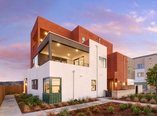 26859 Goldfinch Ln, Valencia, CA 91381