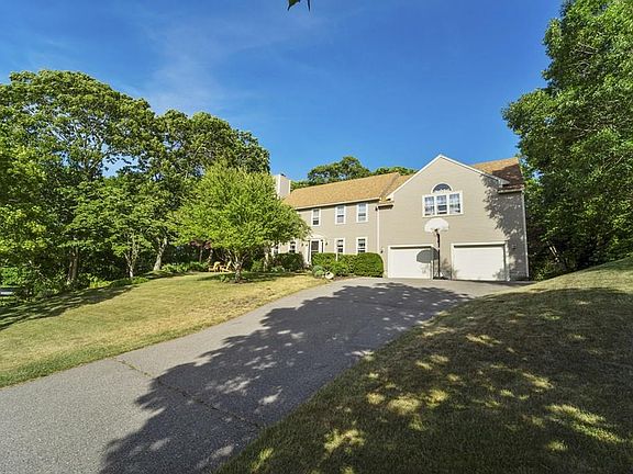 2nd image of 14 Harborlight Dr