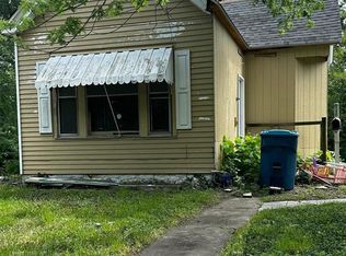 515 Lampert St, Alton, IL 62002