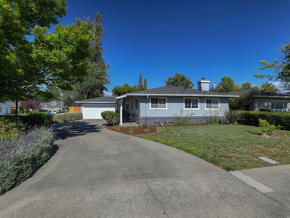 1st image of 1360 Cameo Dr