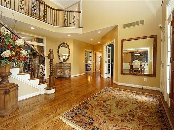 2nd image of 9855 Mistymorn Ln