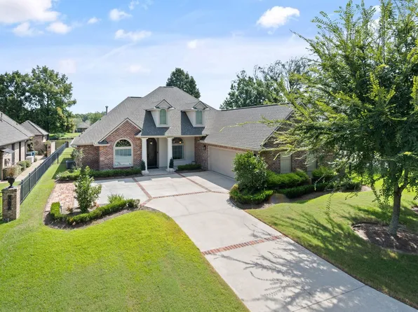 6372 Beau Douglas Ave, Gonzales, LA 70737