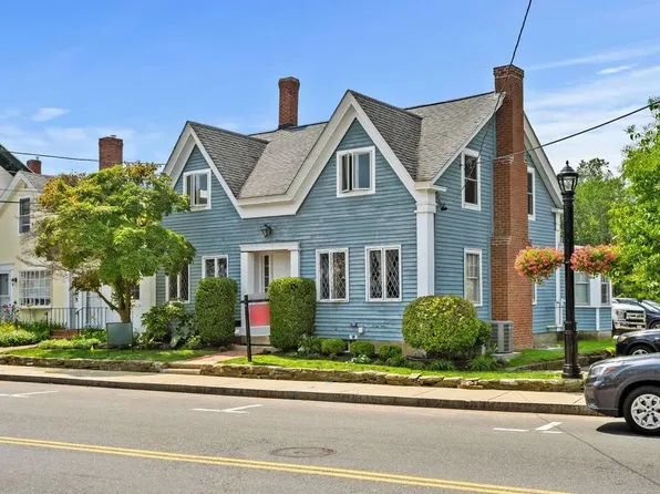 54 Main St #201, Topsfield, MA 01983