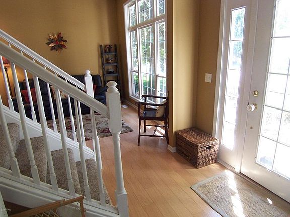 5th image of 5840 W Grove Dr SE