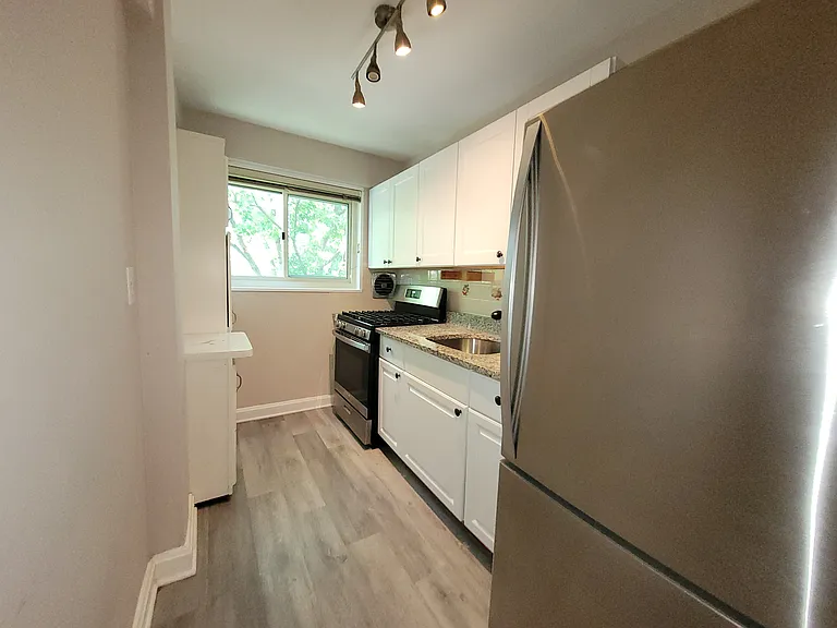 5315 Connecticut Ave NW #502 — Photo 9