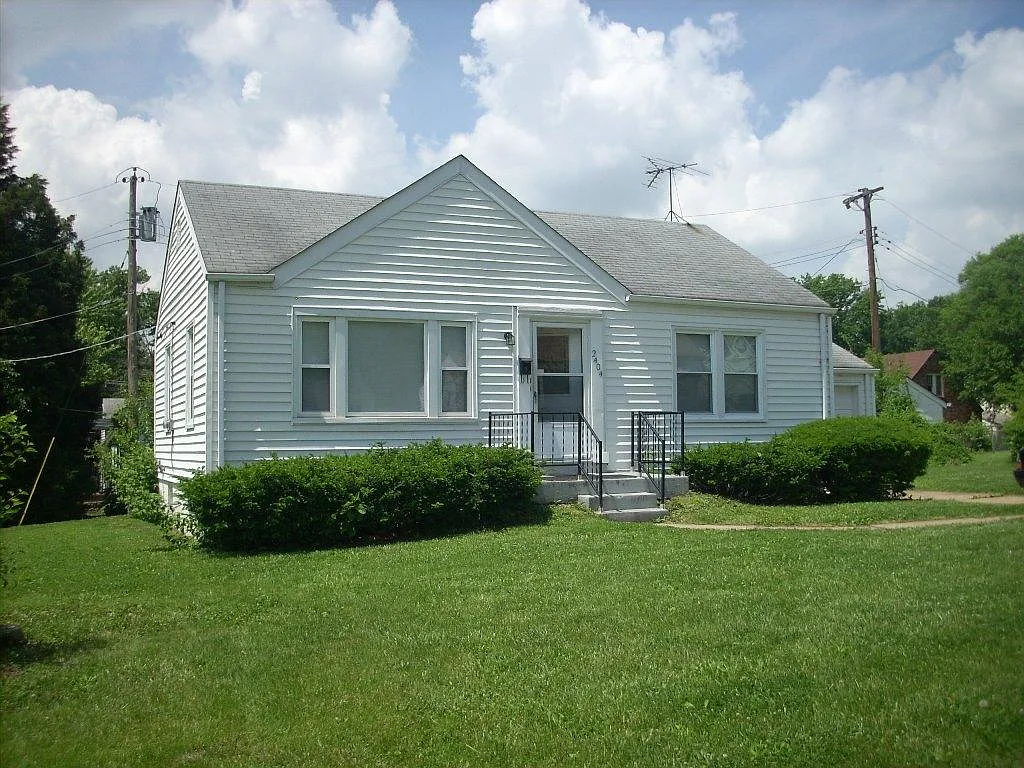 2404 Wieck Dr photo 1