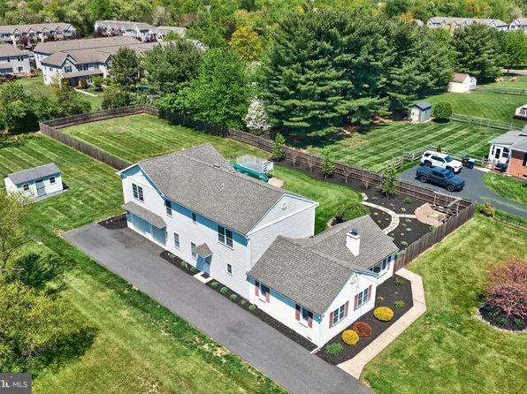 63 Kugler Rd, Limerick, PA 19468