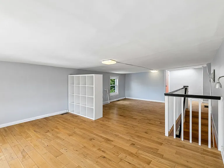 527 S 7th St — Photo 25