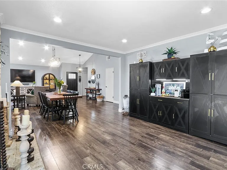 915 N Shaftesbury Ave — Photo 11