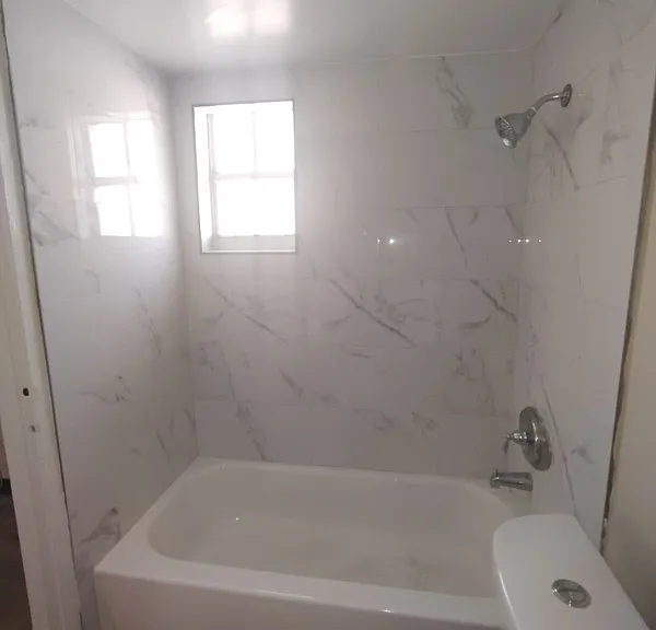 2000 W Jackson St #4 — Photo 9