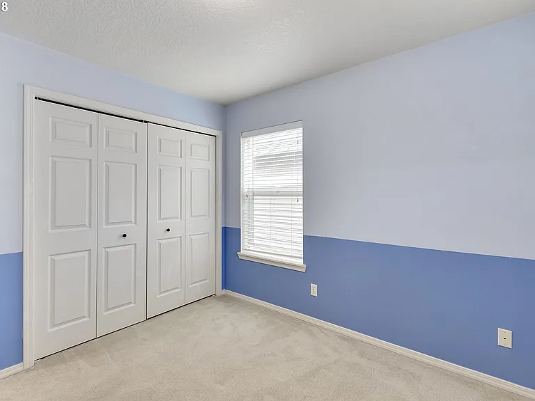 1174 SE Westerland St — Photo 6