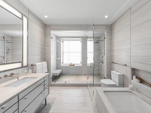 4th image of 225 W 86th St APT 411