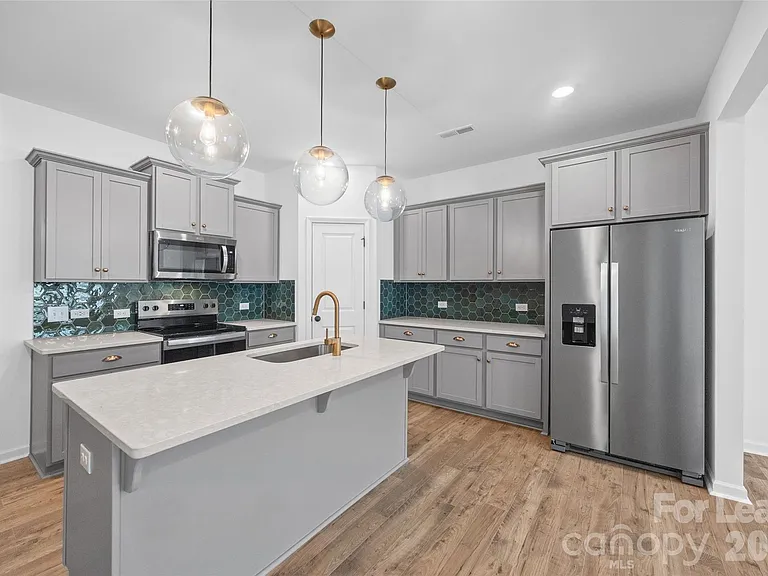 328 Drawbar Dr — Photo 11