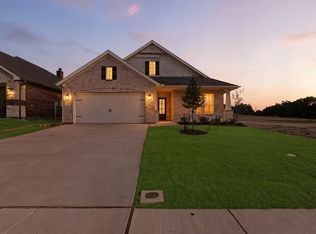 2321 Shamrock Ln, Weatherford, TX 76087