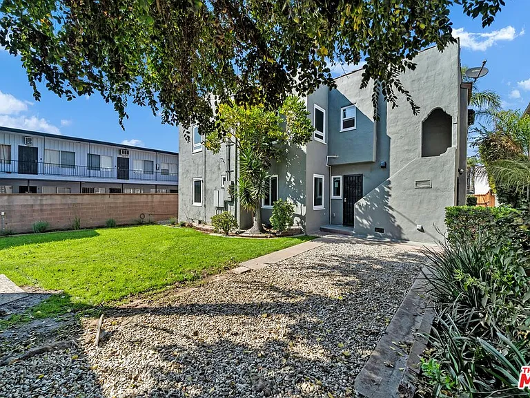 4014 W Adams Blvd #A — Photo 32