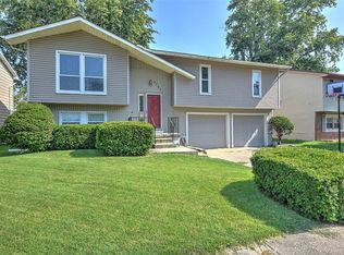 4764 White Oak Ln, Decatur, IL 62521