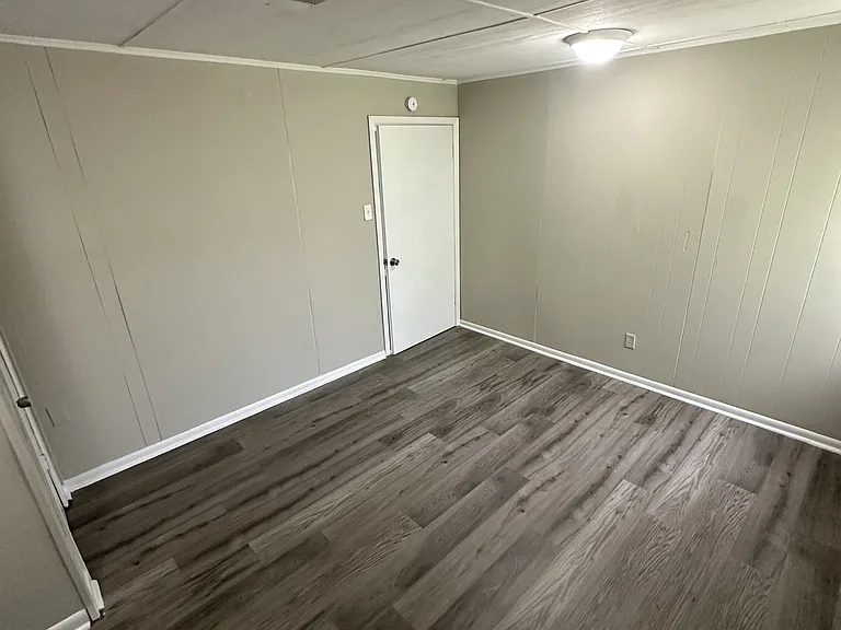 206 N Washington St — Photo 8
