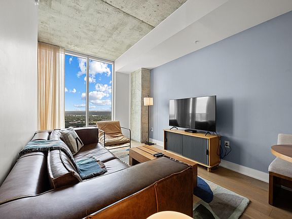 5th image of 48 East Ave #3006