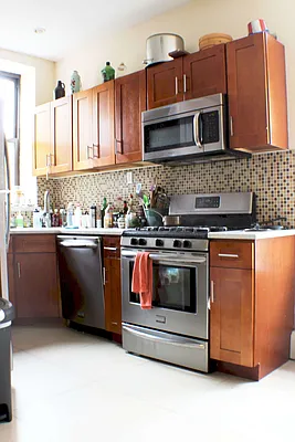 Rented by Brooklyn Rentals NYC | media 3