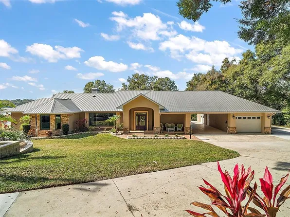 2251 Lakeside Ter, Eustis, FL 32726