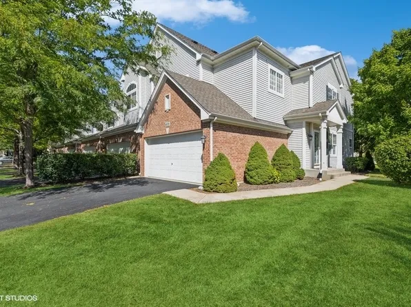 6070 Delaney Dr #52-6, Hoffman Estates, IL 60192