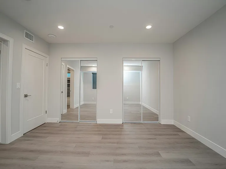 2115 Holly Dr #2117 — Photo 5