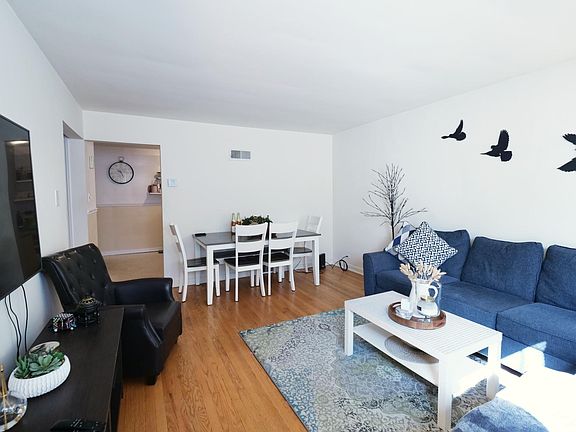 2nd image of 8218 Knox Ave #2B