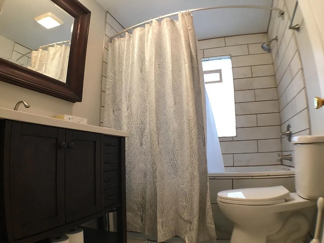 2 bed, 825 sqft, $1,395 — Photo 2