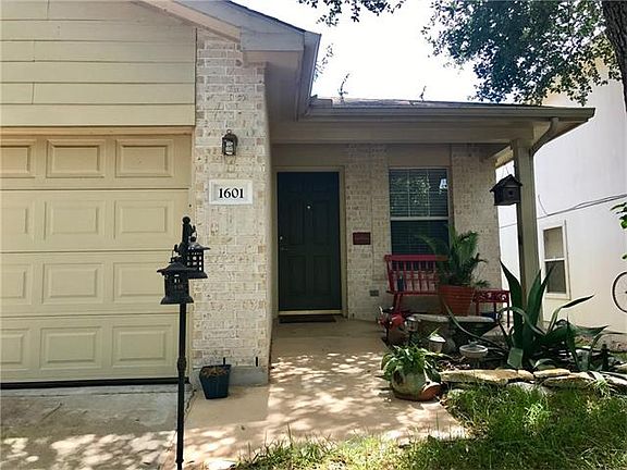 5th image of 1601 Strickland Dr
