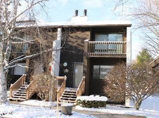 13630 S Thorn Creek Dr #1, Traverse City, MI 49684