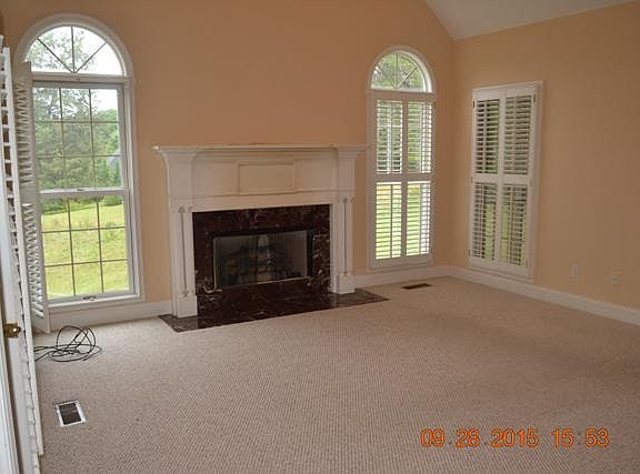 5th image of 1911 Riverwood Dr