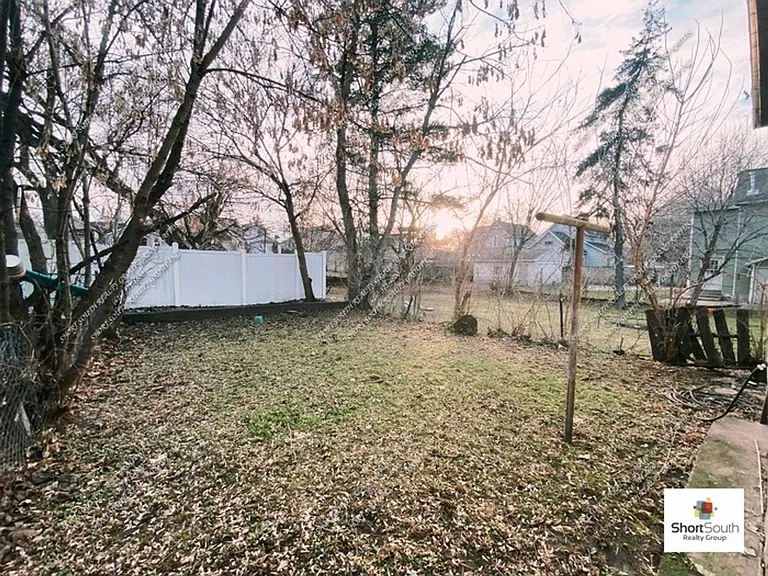 812 California St NW — Photo 13