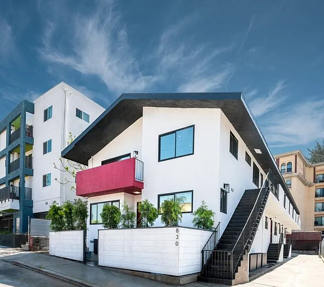 830 Bartlett St #8 — Photo 18