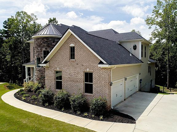 5th image of 136 Abbeville Ln