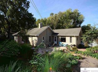 7404 N 41st St, Omaha, NE 68112