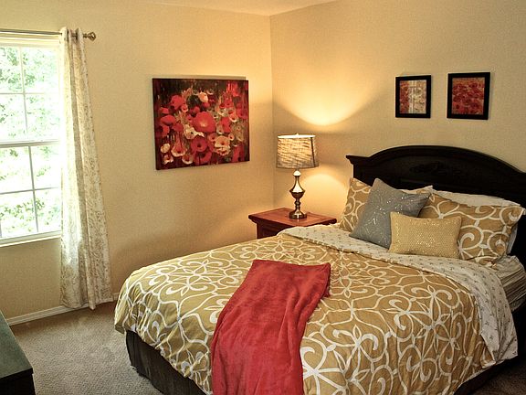 5th image of 4308 Overbecks Ln