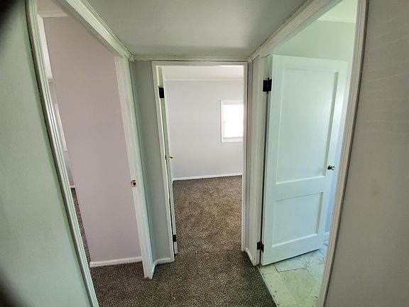 3rd image of 12402 Kirton Ave