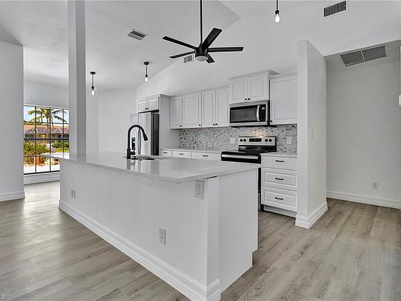 2nd image of 1106 SE 23rd PL