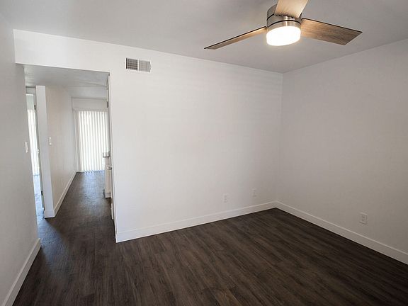 3rd image of 524 S Stapley Dr APT 2