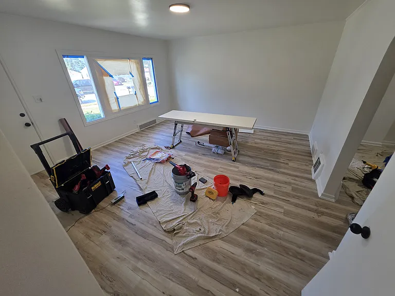 2221 Mayflower Ave — Photo 1