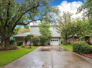 1115 Plum St, La Marque, TX 77568