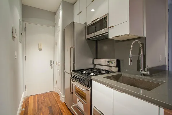 Rented by Centennial Properties NY | media 7