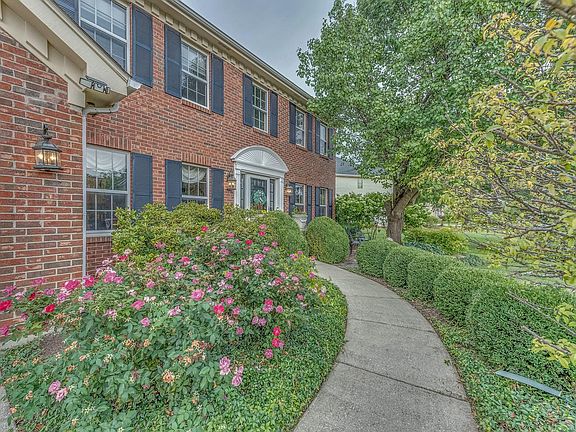 2nd image of 1451 Frenchmans Bend Dr