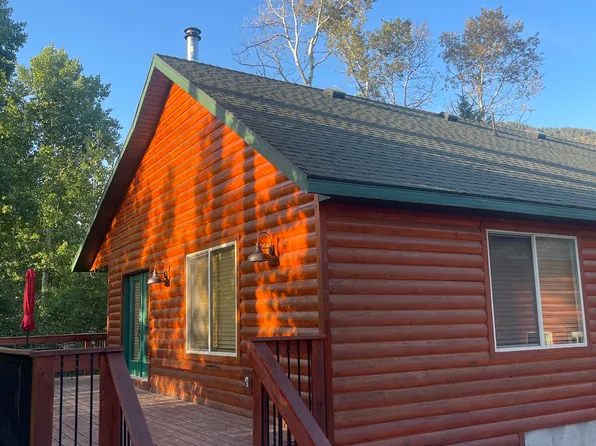 300 Chokecherry Dr, Star Valley Ranch, WY 83127