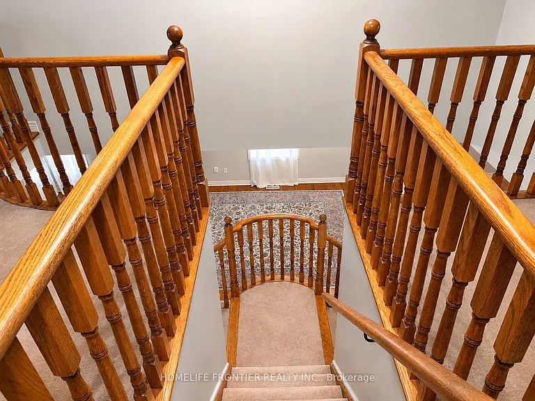 87 Estate Garden Dr — Photo 5