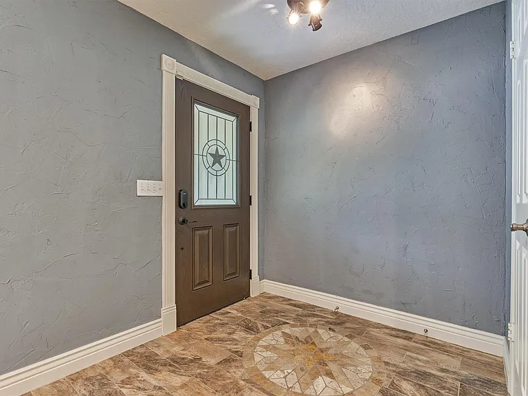 30 Cottage Grove Pl — Photo 8