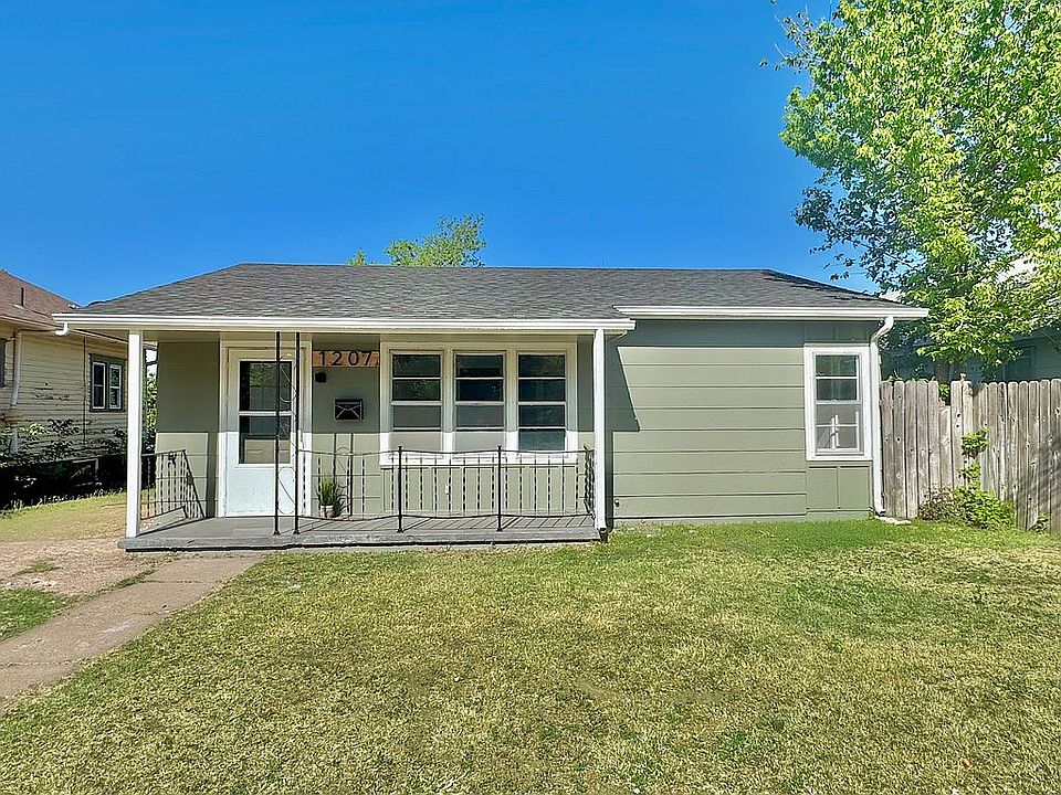 1st image of 1207 7th Ave