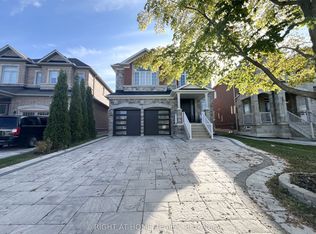 1209 McTavish Dr, Newmarket, ON L3X 0A9