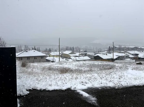 8634 21st Ave, Crowsnest Pass, AB T0K 0M0